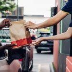 Quel est l'âge minimum pour travailler au McDonald's ?